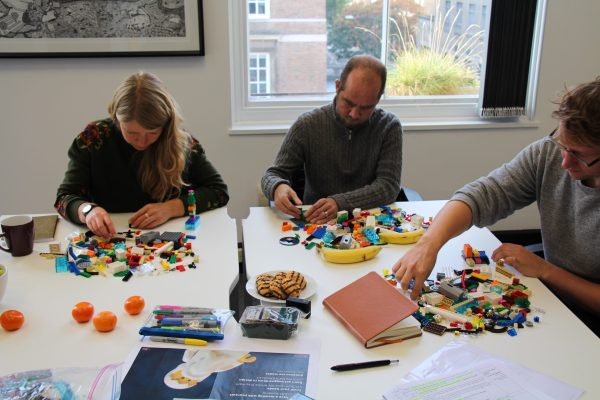 huddle-hive-lego-serious-play